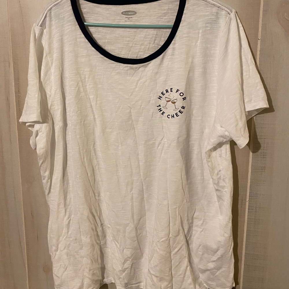 Old Navy Tee “Cheers”